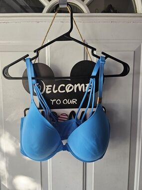 NWT VS PINK 36DD